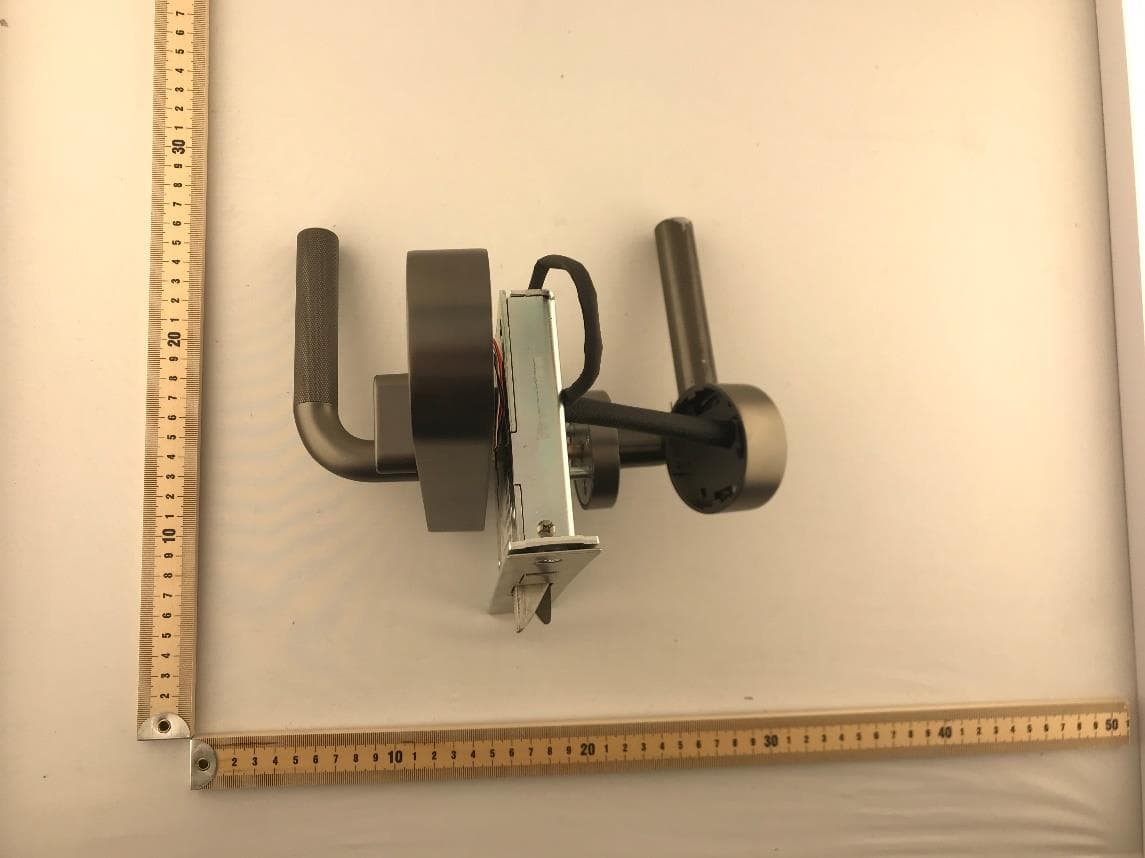 Smart Access Door Lock - FCC ID SWX-UAHOTEL - Ubiquiti Inc. (5)