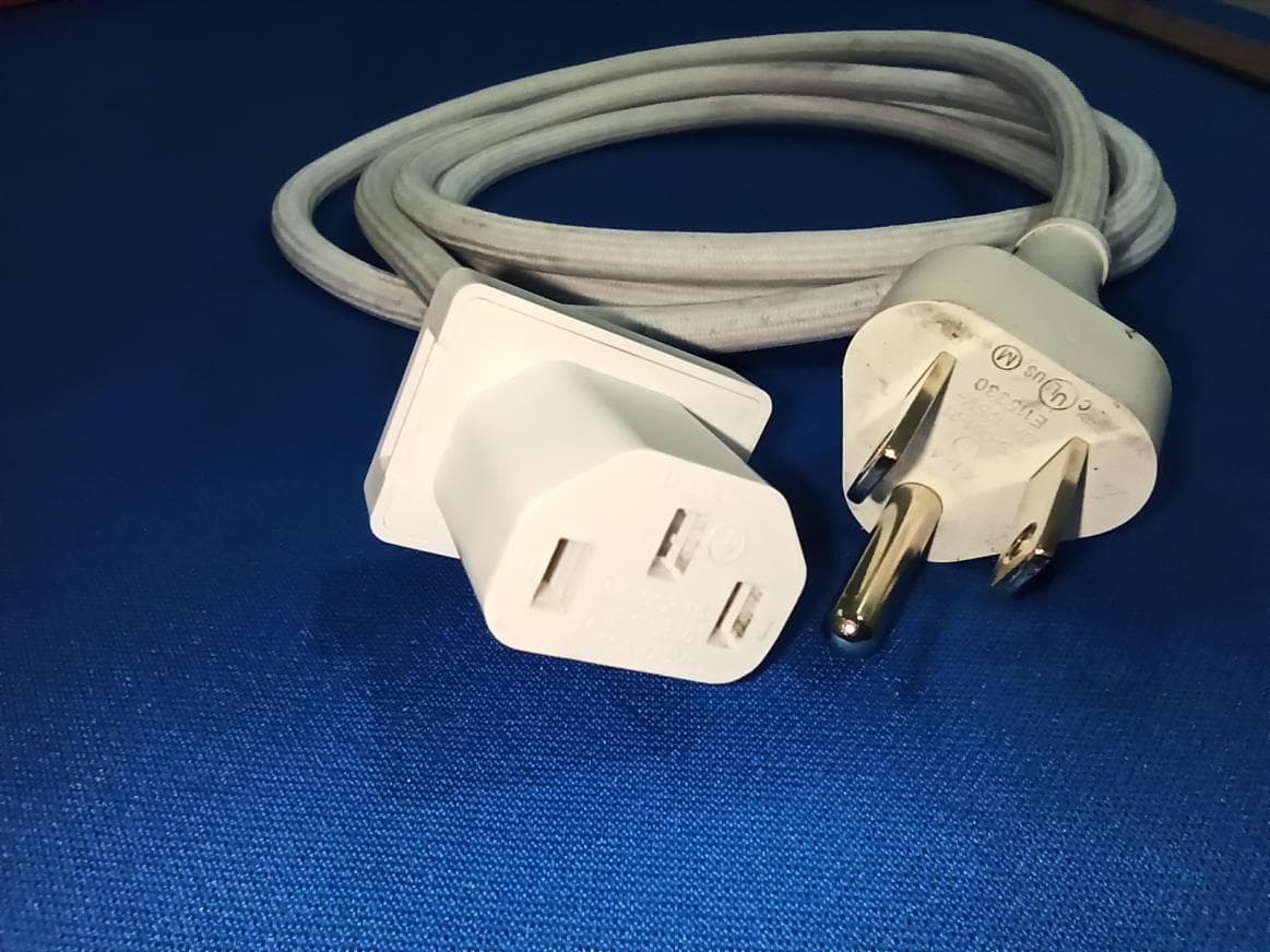 UISP Switch Pro - FCC ID SWX-UISPSP - Ubiquiti Inc. (2)