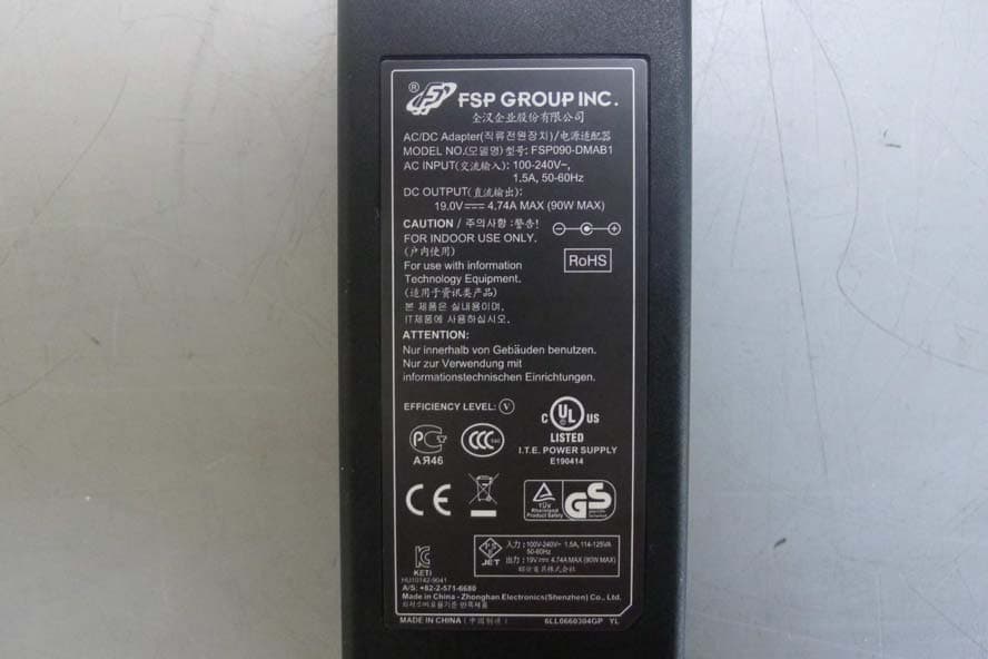 Panel PC - FCC ID SXE-ST150B01 - Barco N.V. (4)