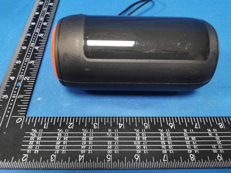 portable speaker - FCC ID SXX-KTS1731 - Shenzhen KingBoard Technology Co., Ltd. (4)