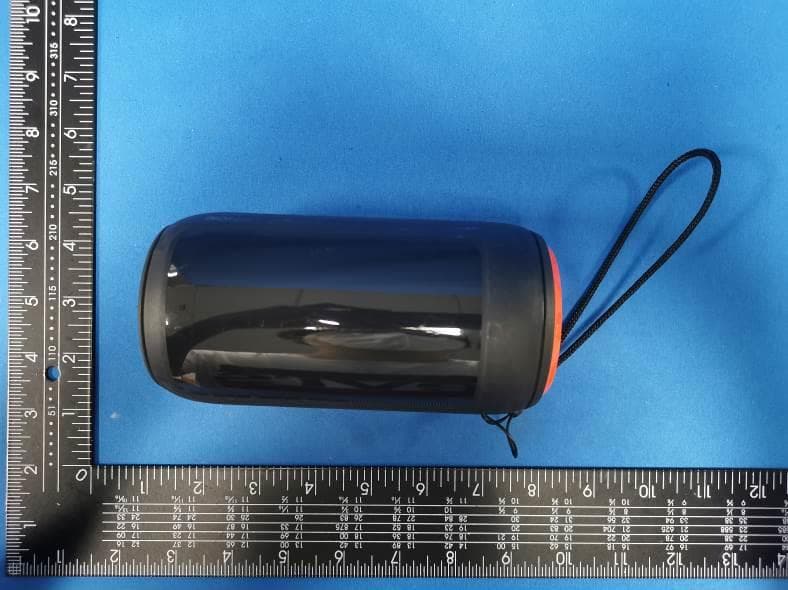 portable speaker - FCC ID SXX-KTS1731 - Shenzhen KingBoard Technology Co., Ltd. (5)
