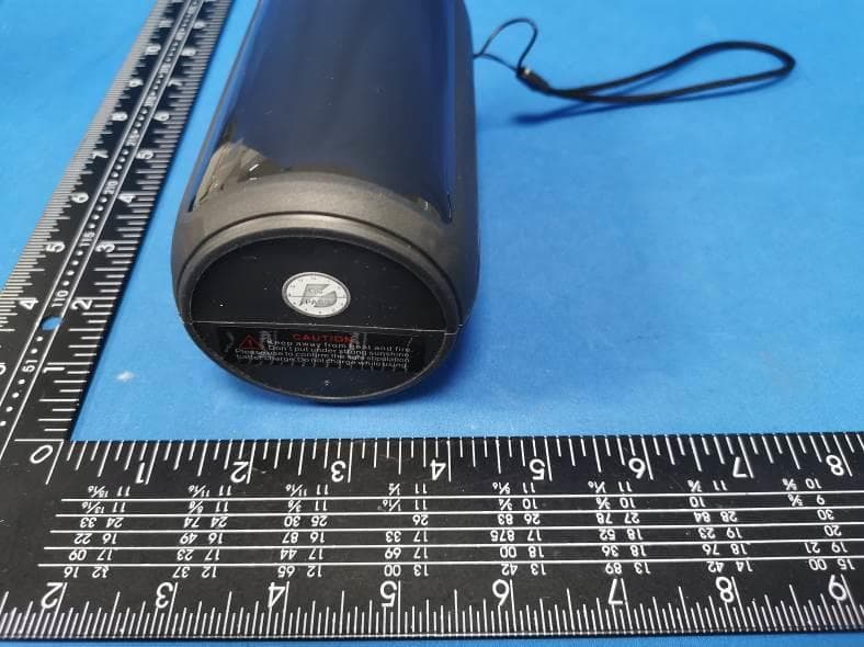portable speaker - FCC ID SXX-KTS1731 - Shenzhen KingBoard Technology Co., Ltd. (2)