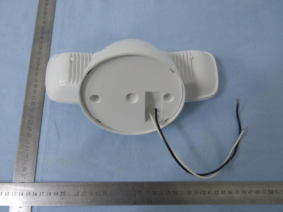 SMART WIFI DUAL HEAD LED FLOOD LIGHT - FCC ID SYW-S9DFLCCTAG - Feit Electric Company