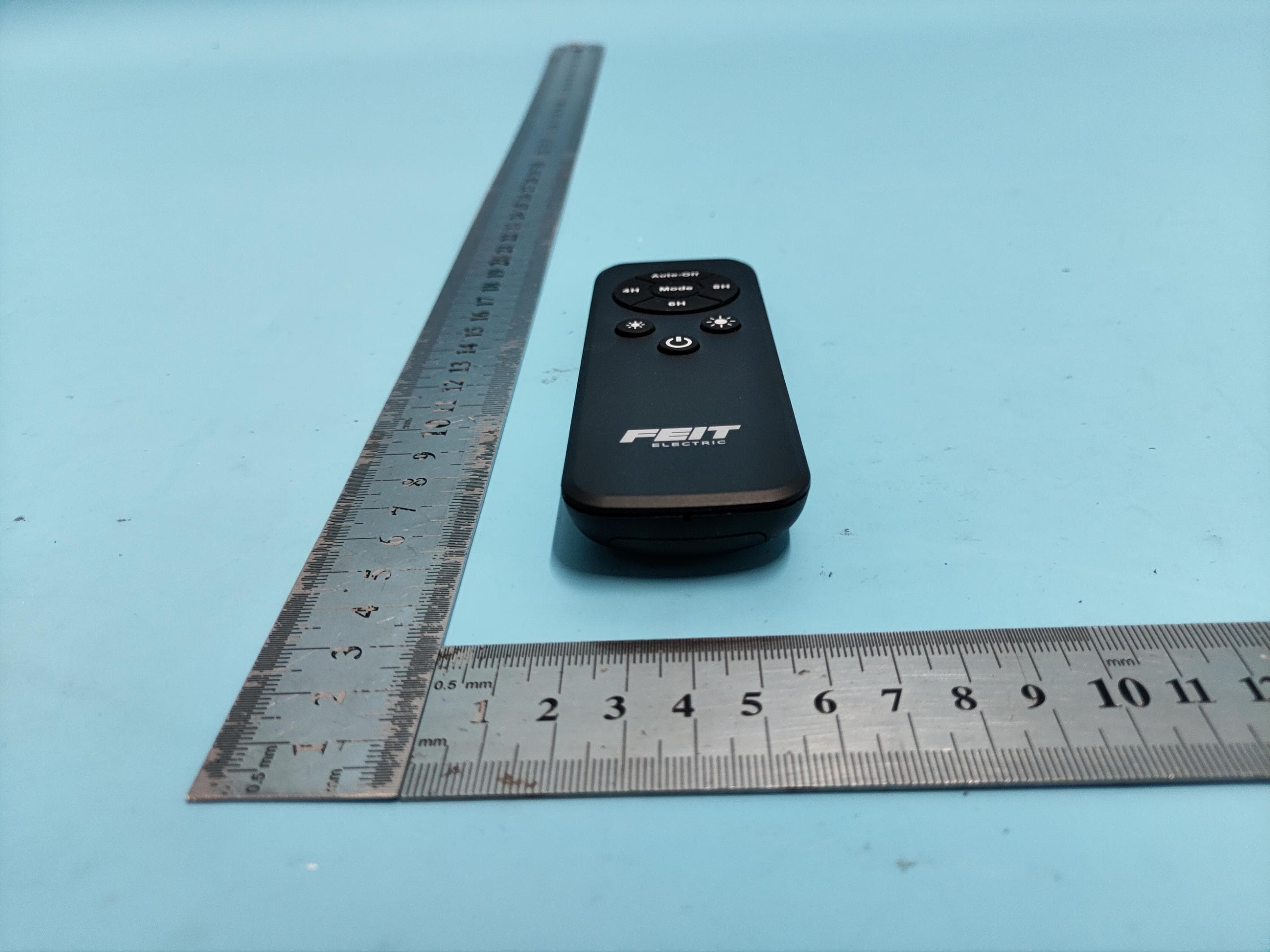 Remote controller - FCC ID SYW-SL5040G12REM - Feit Electric Company (2)