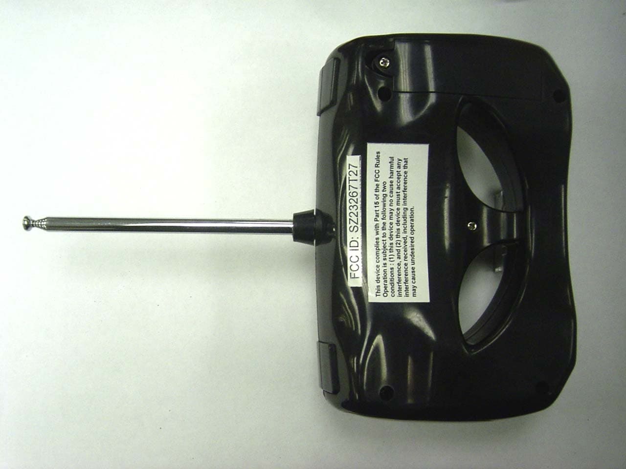 27 MHz Toy Transmitter - FCC ID SZ23267T27 - Planet Toys (HK) Ltd.