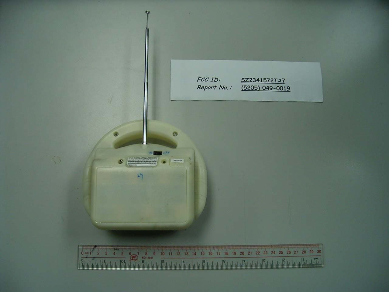 Toy Remote Control - FCC ID SZ23415T27 - Planet Toys (HK) Ltd. (2)
