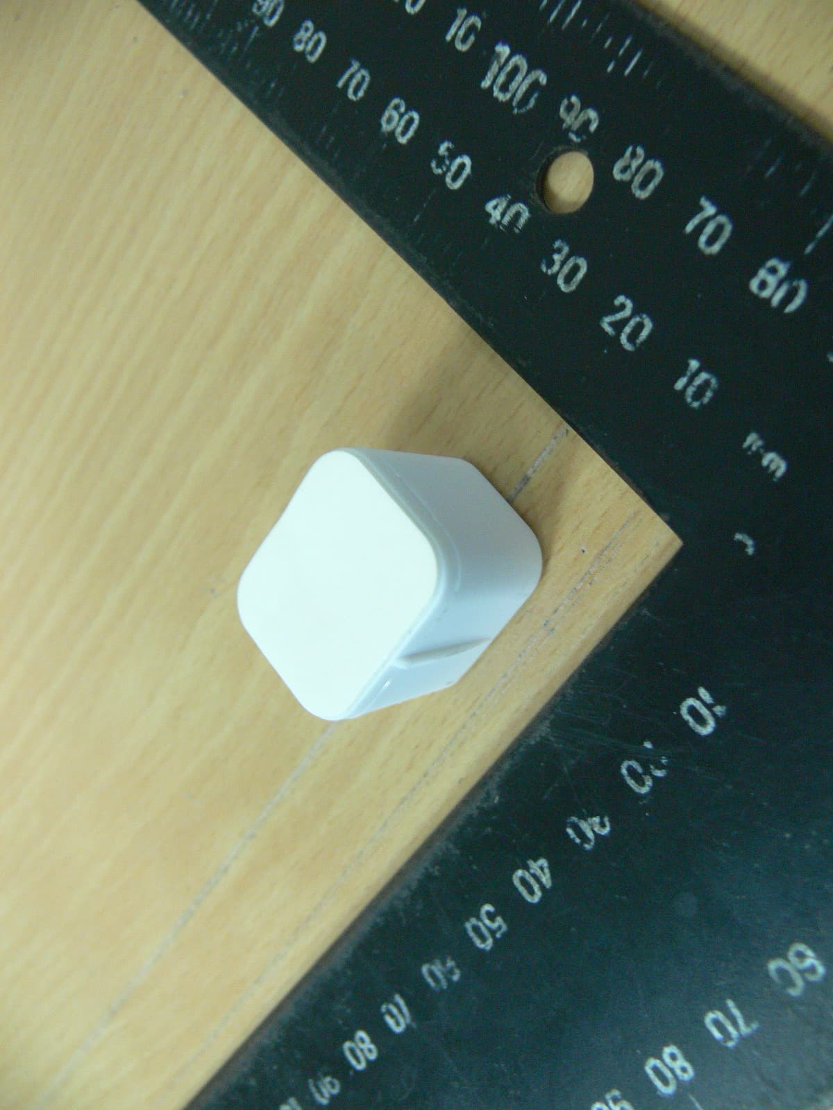 Door Sensor - FCC ID SZY-SA7115 - Dexatek Technology Ltd.