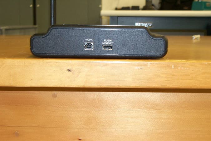 Remote Control Base - FCC ID T24-TMX13 - Holtzbrinck Publishers