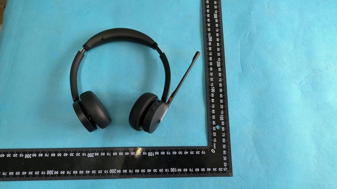 Bluetooth Headset - FCC ID T2C-BHD702 - YEALINK (XIAMEN ) NETWORK TECHNOLOGY CO., LTD. (3)