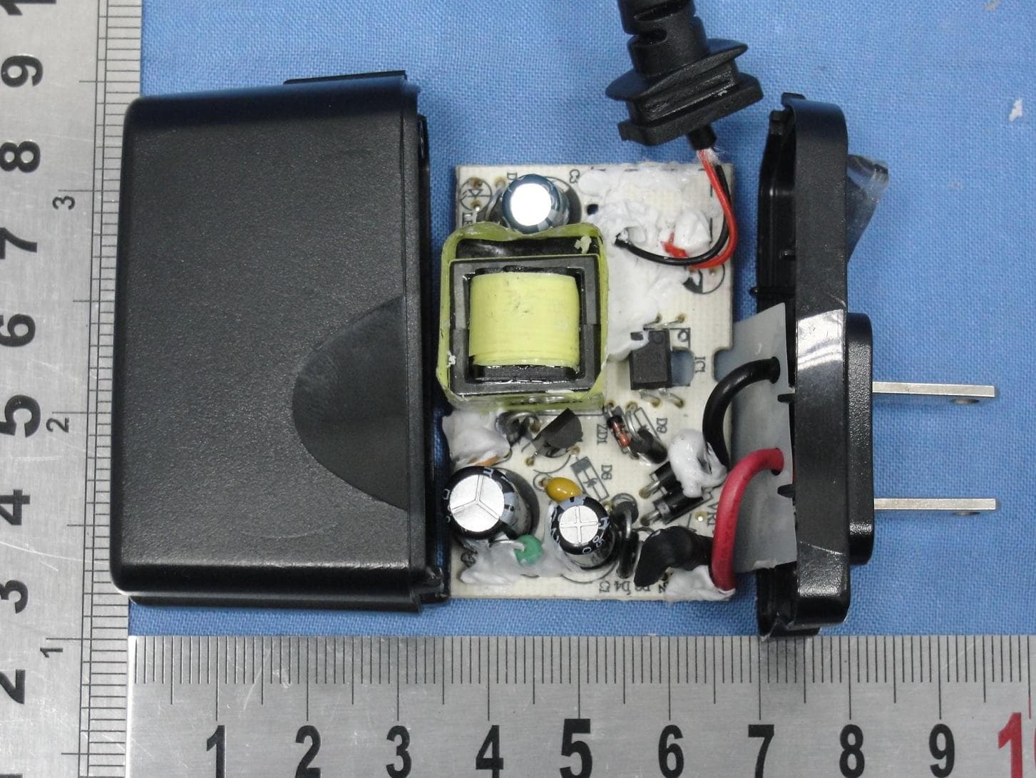Mobile Phone - FCC ID T38PCD1021 - Cellon Communications Technology (Shenzhen) Co.,Ltd. (5)
