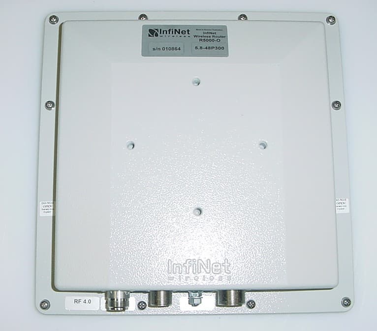 InfiNet Wireless 5.8 GHz Wireless Router - FCC ID T3DR5000-O - Infinet Wireless Limited