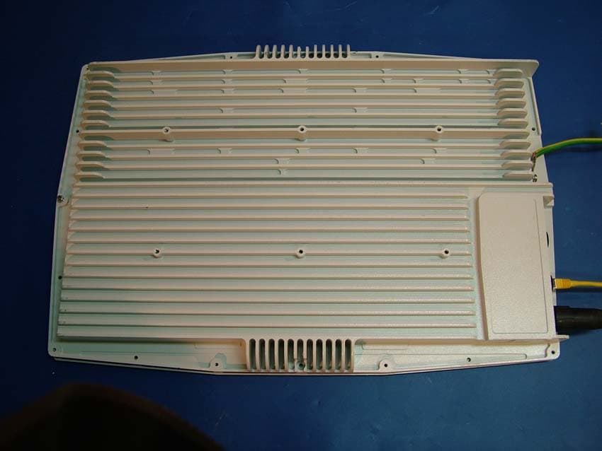 Outdoor Phased-Array WLAN AP - FCC ID T3G-WLS-2100F-000 - Go Networks Inc. (2)