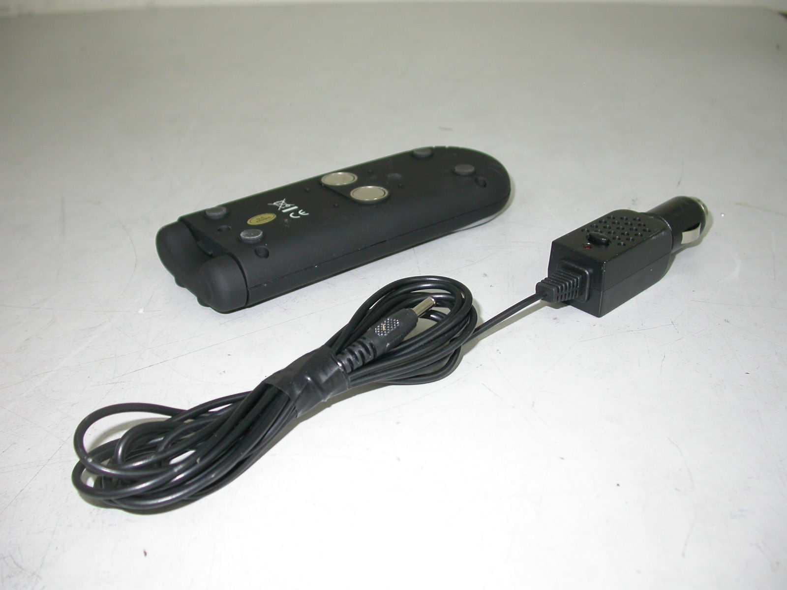 Bluetooth Car Kit - FCC ID T4PBT200020060101 - Caron Autosound Ltd (4)