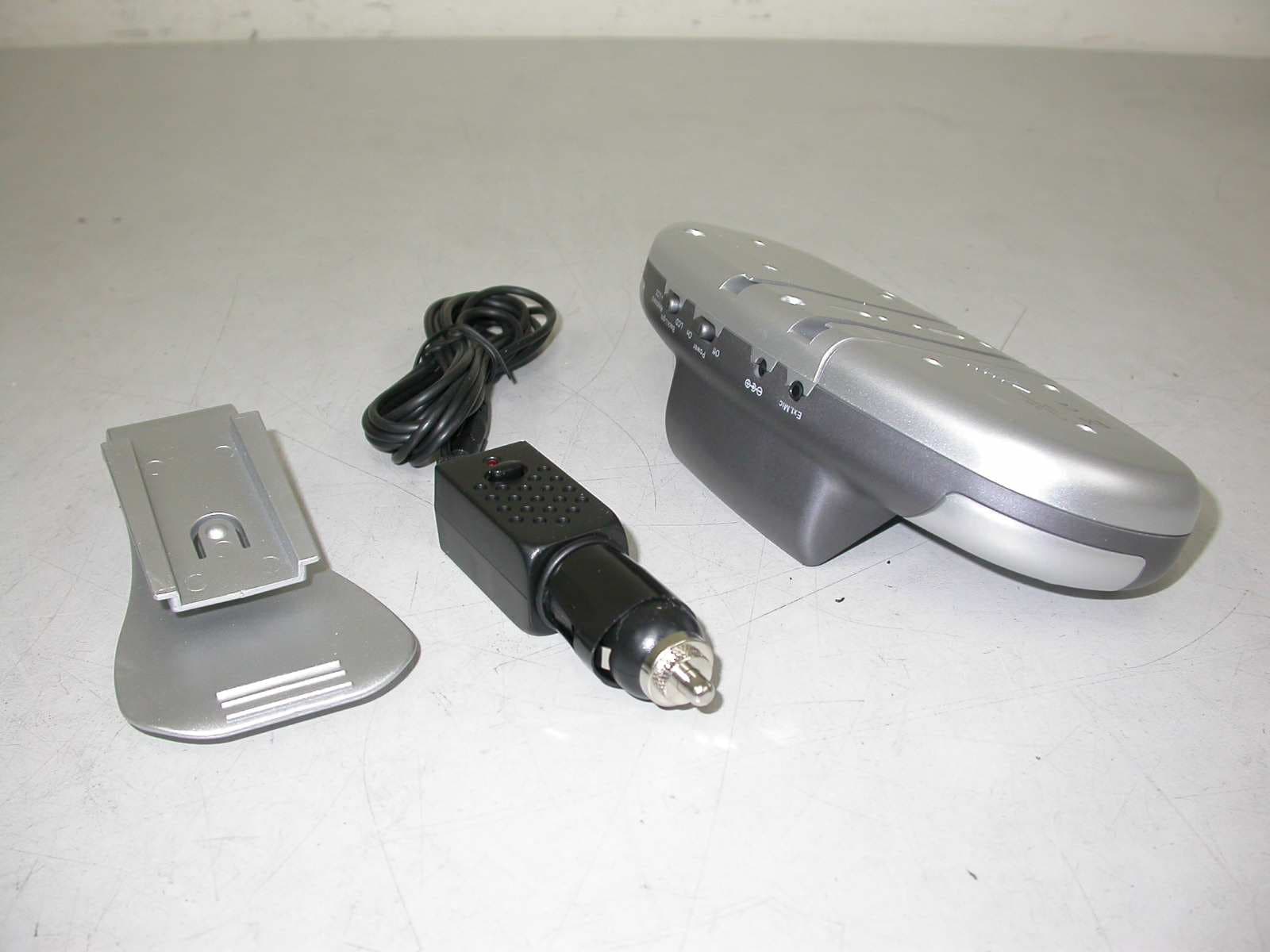 Bluetooth Car Kit - FCC ID T4PBT200020060101 - Caron Autosound Ltd (2)