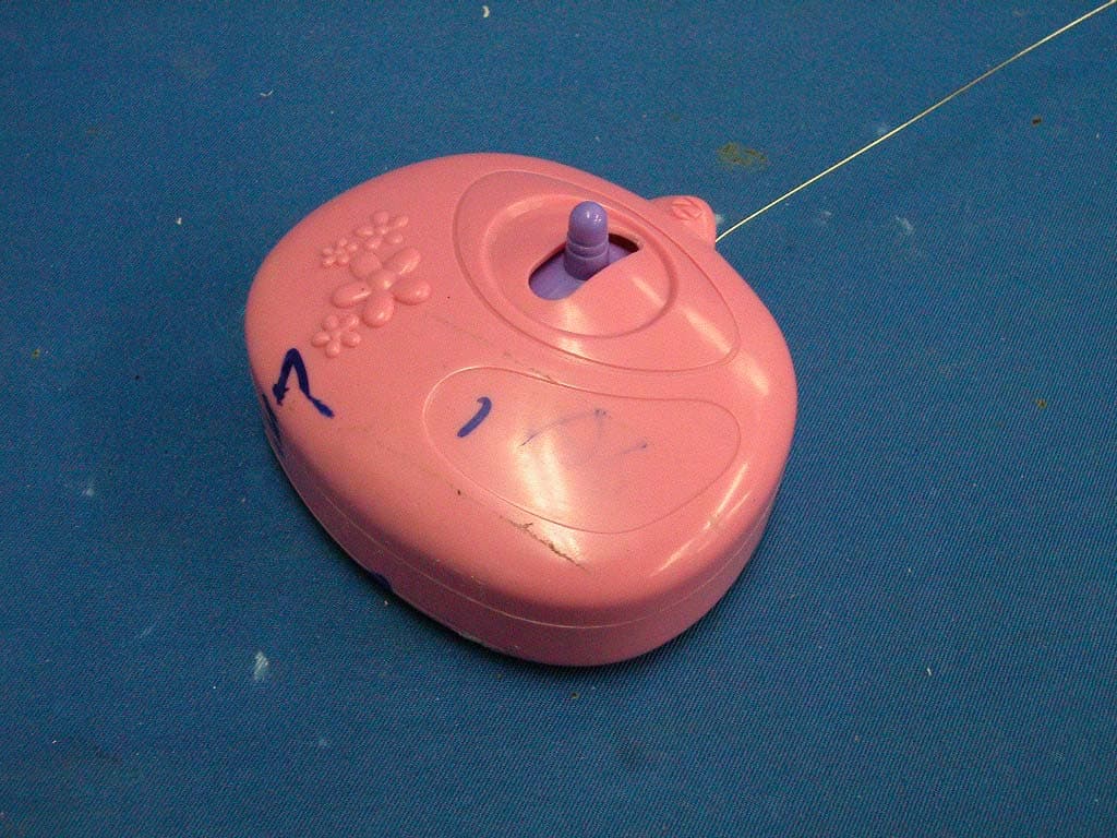 RC Car - FCC ID T5701001 - Zizzle Hong Kong Limited
