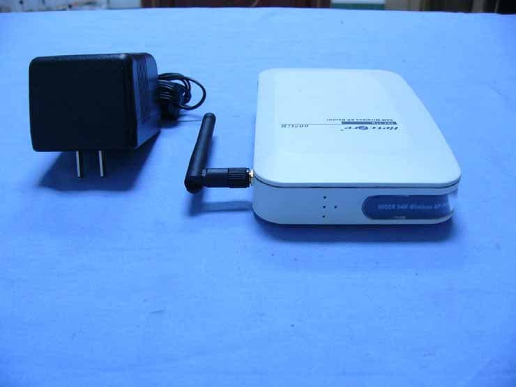 Wireless Broadband Router - FCC ID T58605GR2006M1 - NETIS SYSTEMS CO., LTD. (5)