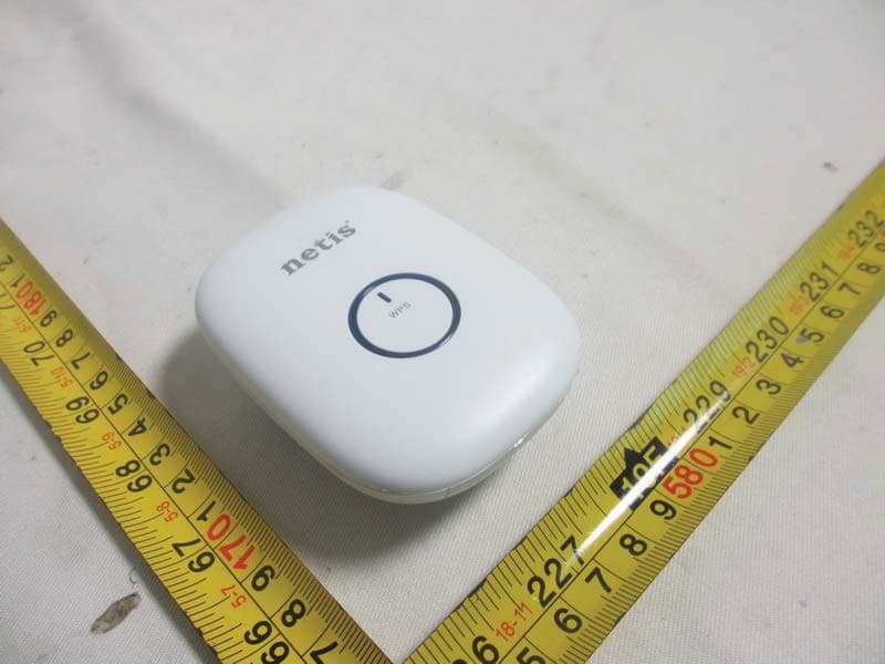 300Mbps Wireless N Range Extender - FCC ID T58E1R - NETIS SYSTEMS CO., LTD.