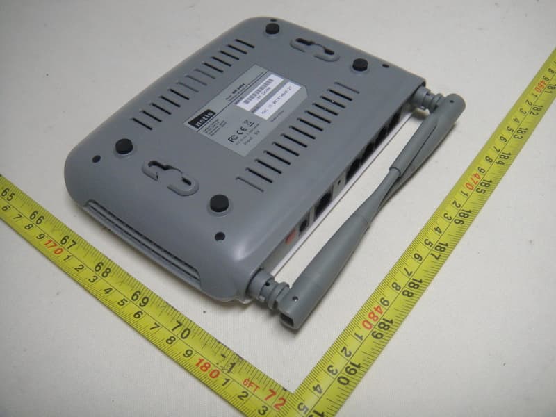 300Mbps Wireless-N Broadband Router - FCC ID T58WF2404R - NETIS SYSTEMS CO., LTD.