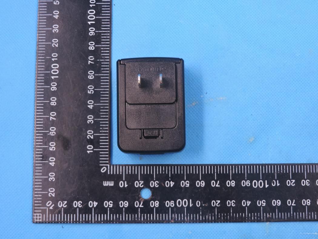 Wireless Headset with DECT function - FCC ID T7HCT8437 - RTX Hong Kong Ltd. (2)