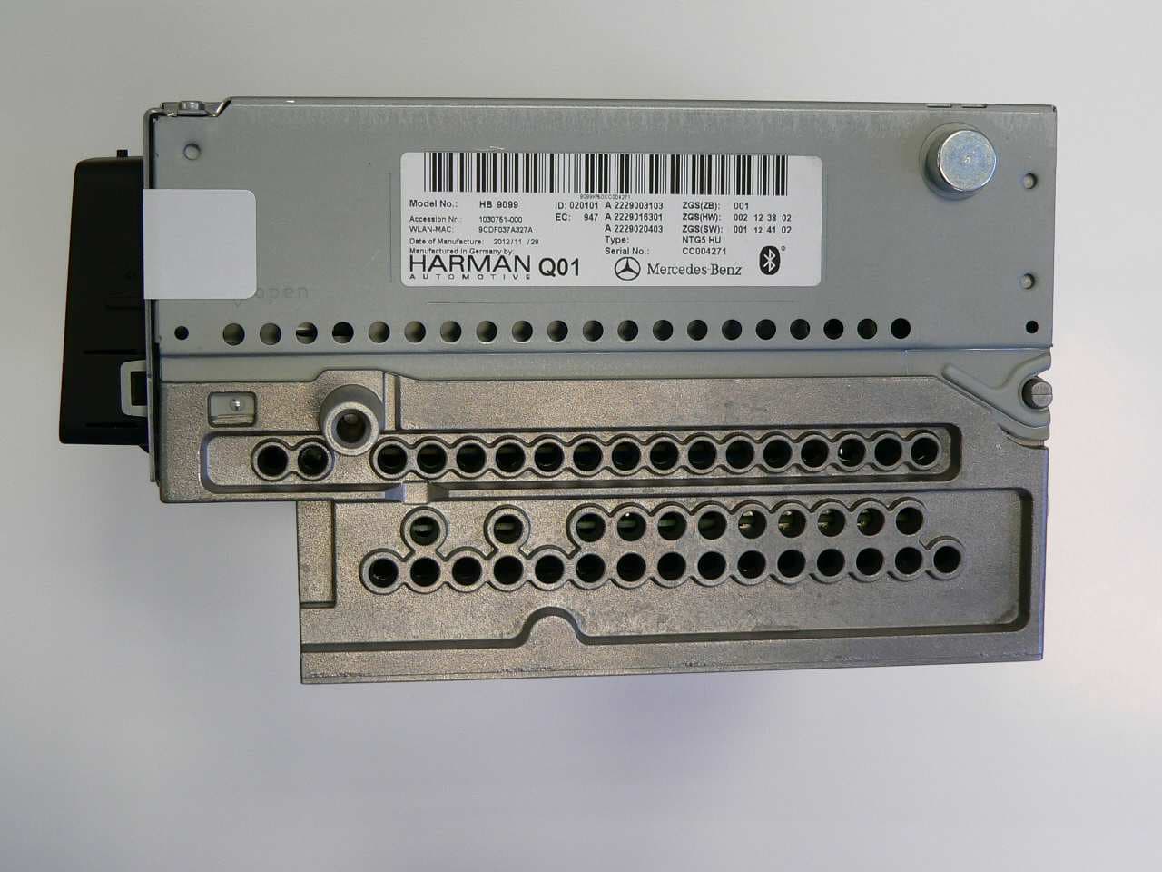 Infotainment System with Headunit (with BT, WLAN, Kleer technology) - FCC ID T8G9099 - Harman Becker Automotive Systems