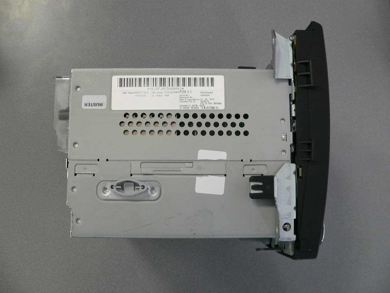 Porsche PCM3.1 MOPF Headunit - FCC ID T8G9632 - Harman Becker Automotive Systems (2)