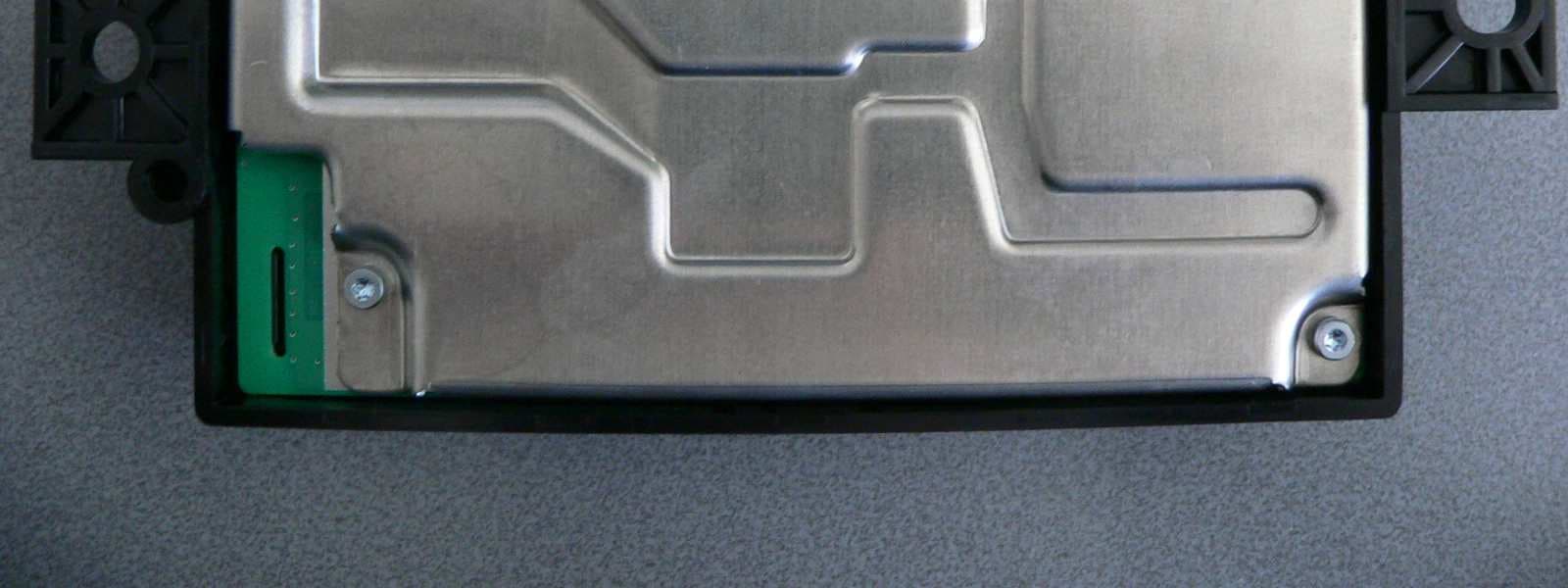 Hardware for Enhanced Remote-, Mobility- & Emergency Services - FCC ID T8GHERMES - Harman Becker Automotive Systems (5)