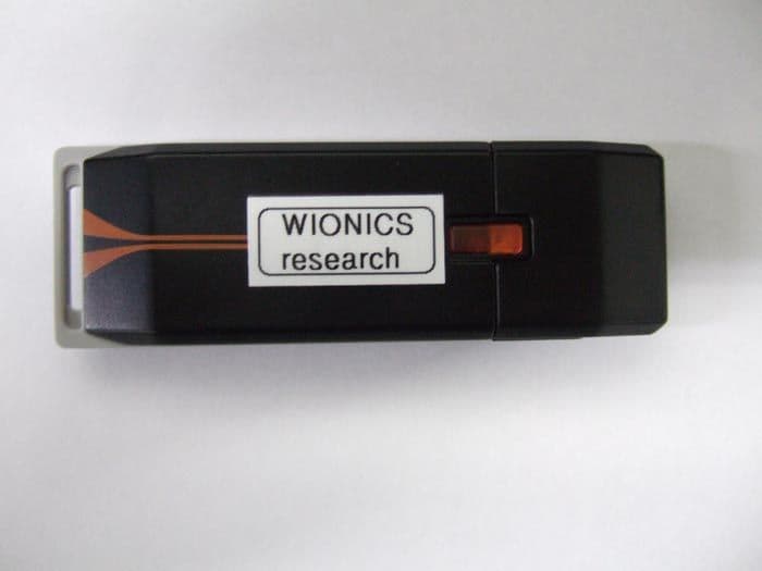 Wireless USB 2.0 Adapter - FCC ID T8YDGLR7CV1 - Starix Technology, Inc.