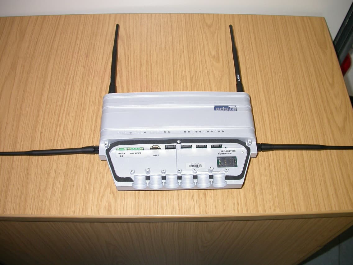 Industrial Access Point - FCC ID T9GRAX1X2X - ads-tec GmbH