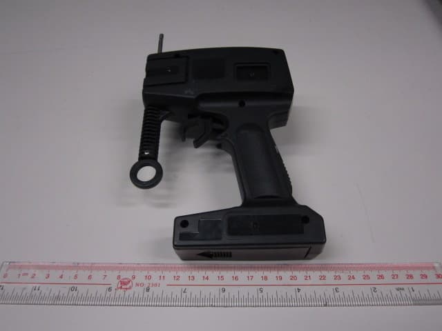 Lower Power Transmitter (27.145MHz) - FCC ID T9TNQD757-27MHZ - Shantou City Chenghai Zone Newqida Toys Factory Co., Ltd. (2)