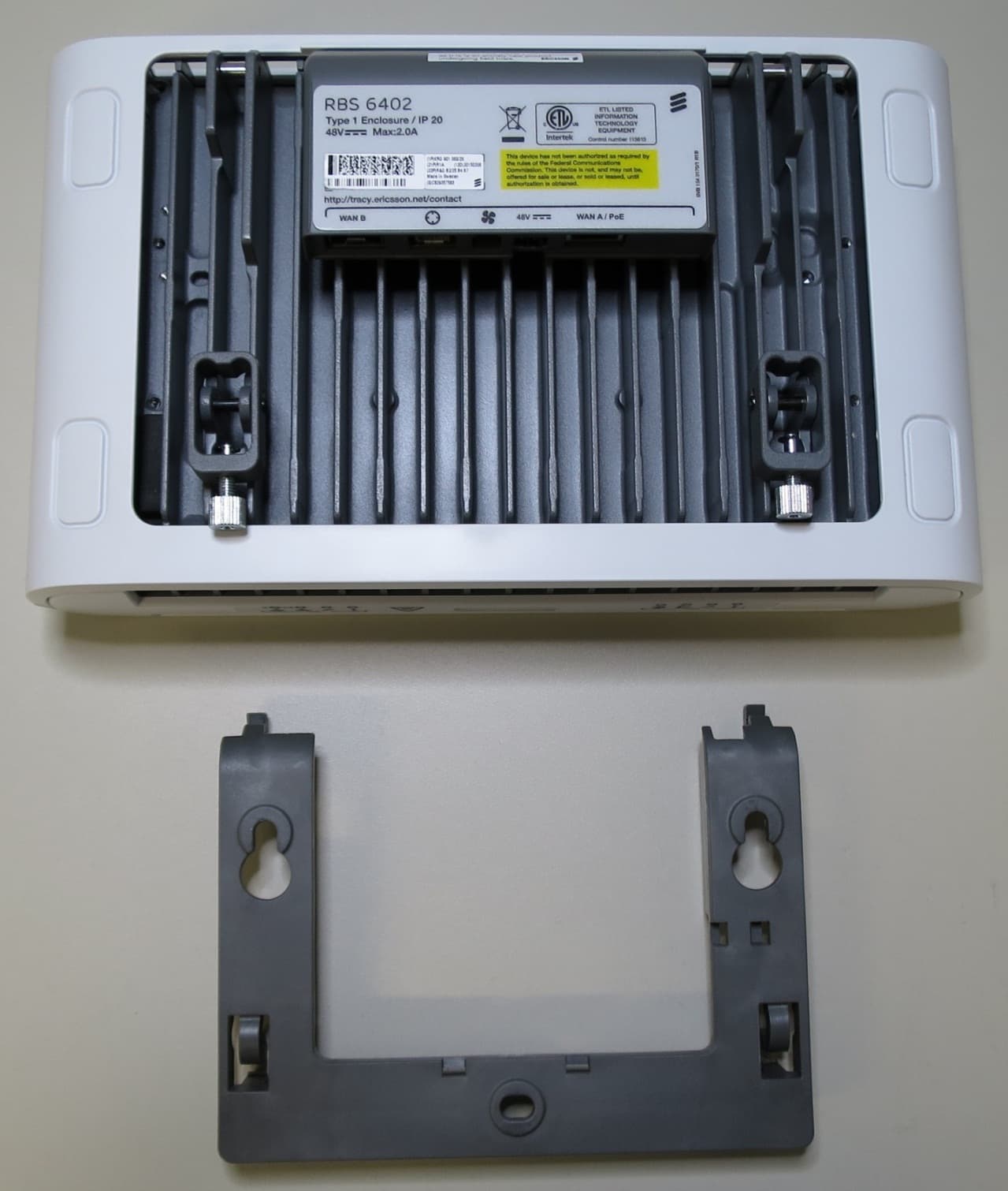 LTE Radio Base Station - FCC ID TA8AKRD901060 - Ericsson AB