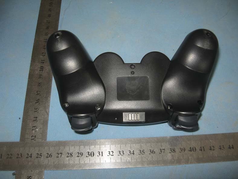 PS3 QWERTY WIRELESS CONTROLLER - FCC ID TAZ2833 - Front Electronics (H.K.) Ltd.