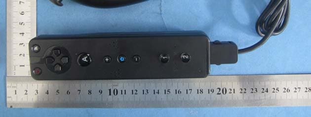 REMOTE with Motion Plus & PLAYCHUK for Wii - FCC ID TAZASD798 - Front Electronics (H.K.) Ltd. (2)