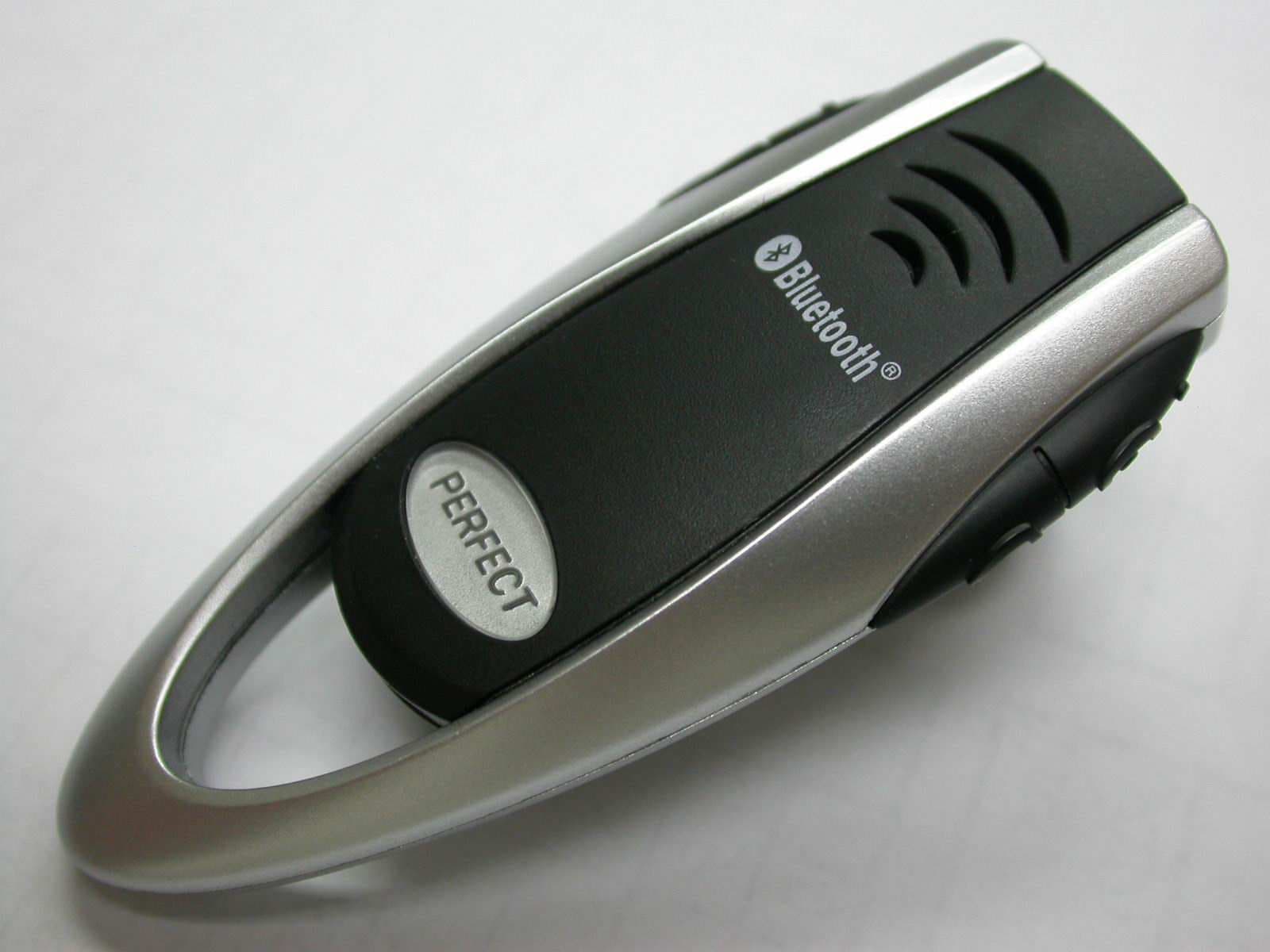 Bluetooth Headset - FCC ID TB6-8XX - Perfect Tech Co ., Ltd (2)