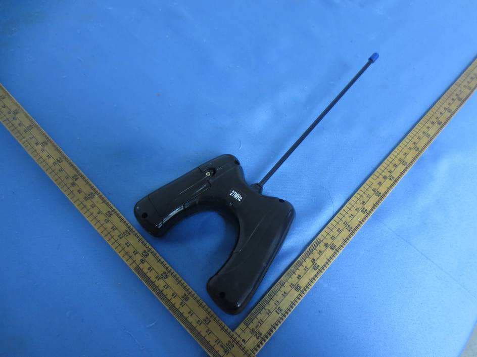 Toy RC Bumper Car Set - FCC ID TB7DXTOYS3213827E - Shantou Chenghai Dongxin Plastic Toys Co., Ltd