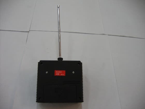 49MHz Radio Transmitter - FCC ID TB7DXTOYS55949 - Shantou Chenghai Dongxin Plastic Toys Co., Ltd (2)