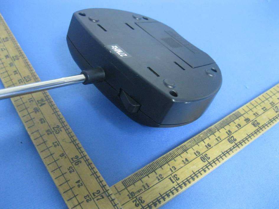 Toy RC Monster Spinning Car - FCC ID TB7DXTOYS619727C - Shantou Chenghai Dongxin Plastic Toys Co., Ltd (3)