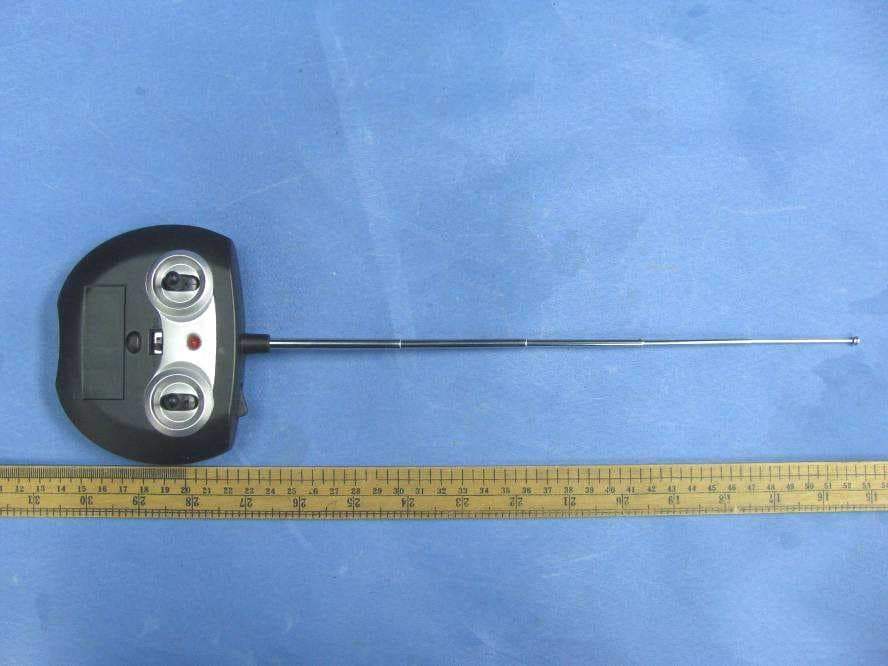 Toy RC Monster Spinning car/Thunder - FCC ID TB7DXTOYS619727R1 - Shantou Chenghai Dongxin Plastic Toys Co., Ltd (3)