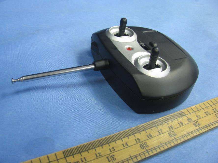 Toy RC Monster Spinning car/Thunder - FCC ID TB7DXTOYS619727R1 - Shantou Chenghai Dongxin Plastic Toys Co., Ltd
