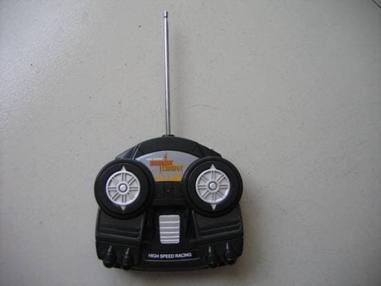 Toy R/C Truck with Music - FCC ID TB7DXTOYS74749 - Shantou Chenghai Dongxin Plastic Toys Co., Ltd