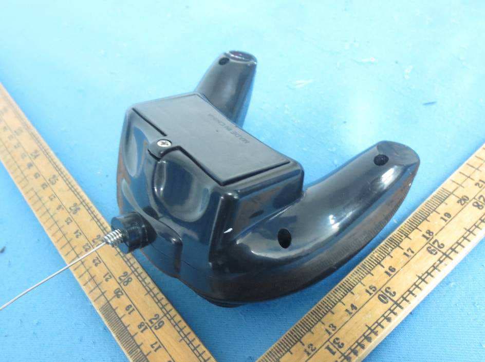 Toy RC Robot Jr - FCC ID TB7DXTOYS9636127D - Shantou Chenghai Dongxin Plastic Toys Co., Ltd (2)