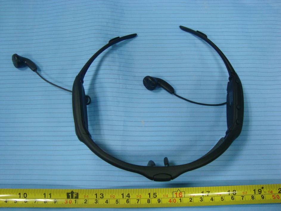 Video Sunglasses - FCC ID TBEOMV30 - GOLDEN TECHNOLOGY CO., LTD. (1)