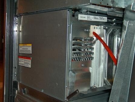 BUILT-IN MICROWAVE OVEN - FCC ID TBKCOMBOEMS00 - Whirlpool Europe S.r.l.