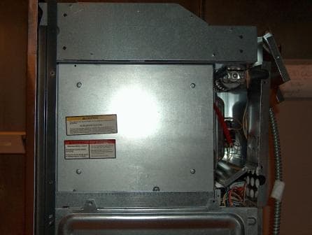 BUILT-IN MICROWAVE OVEN - FCC ID TBKCOMBOEMS00 - Whirlpool Europe S.r.l. (2)