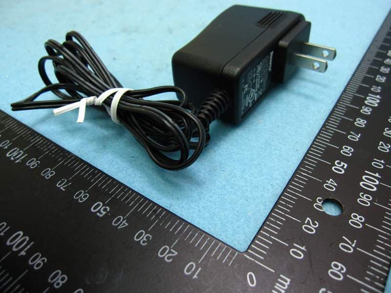 Media Player Device - FCC ID TC2-R1009 - Roku, Inc. (3)