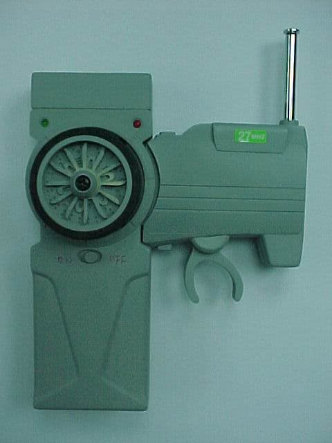 26.96-27.28 MHz WIRELESS R/C TOY-TX - FCC ID TCH22527 - Ample Trading Limited (2)