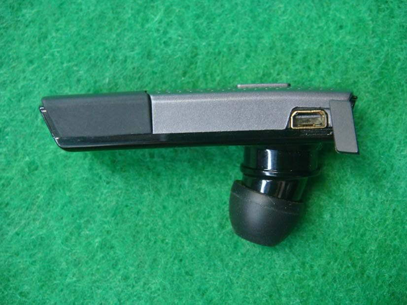 Bluetooth Headset - FCC ID TDU-0500710 - MOVON Corporation (2)