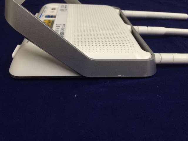 AC1750 Wireless Dual Band Gigabit Router - FCC ID TE7C8V2 - TP-Link Technologies Co., Ltd. (4)
