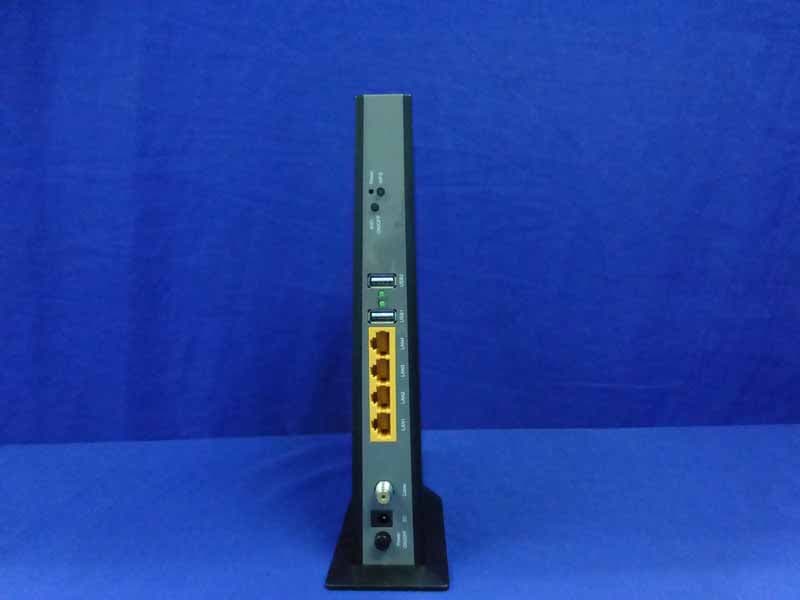 AC1750 Wireless Dual Band DOCSIS 3.0 Cable Modem Router - FCC ID TE7CR700V1 - TP-Link Technologies Co., Ltd. (3)