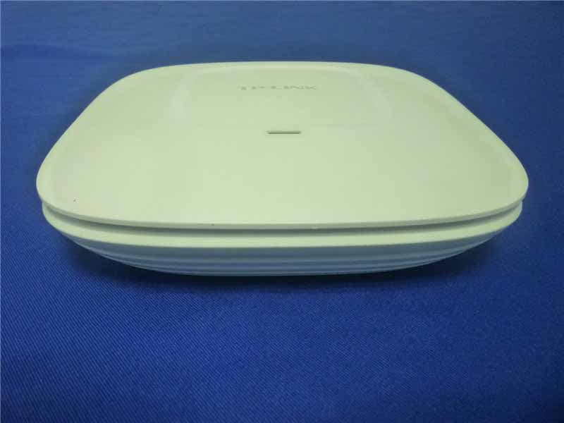 N600 Wireless Dual Band Gigabit Access Point - FCC ID TE7EAP220 - TP-Link Technologies Co., Ltd. (2)