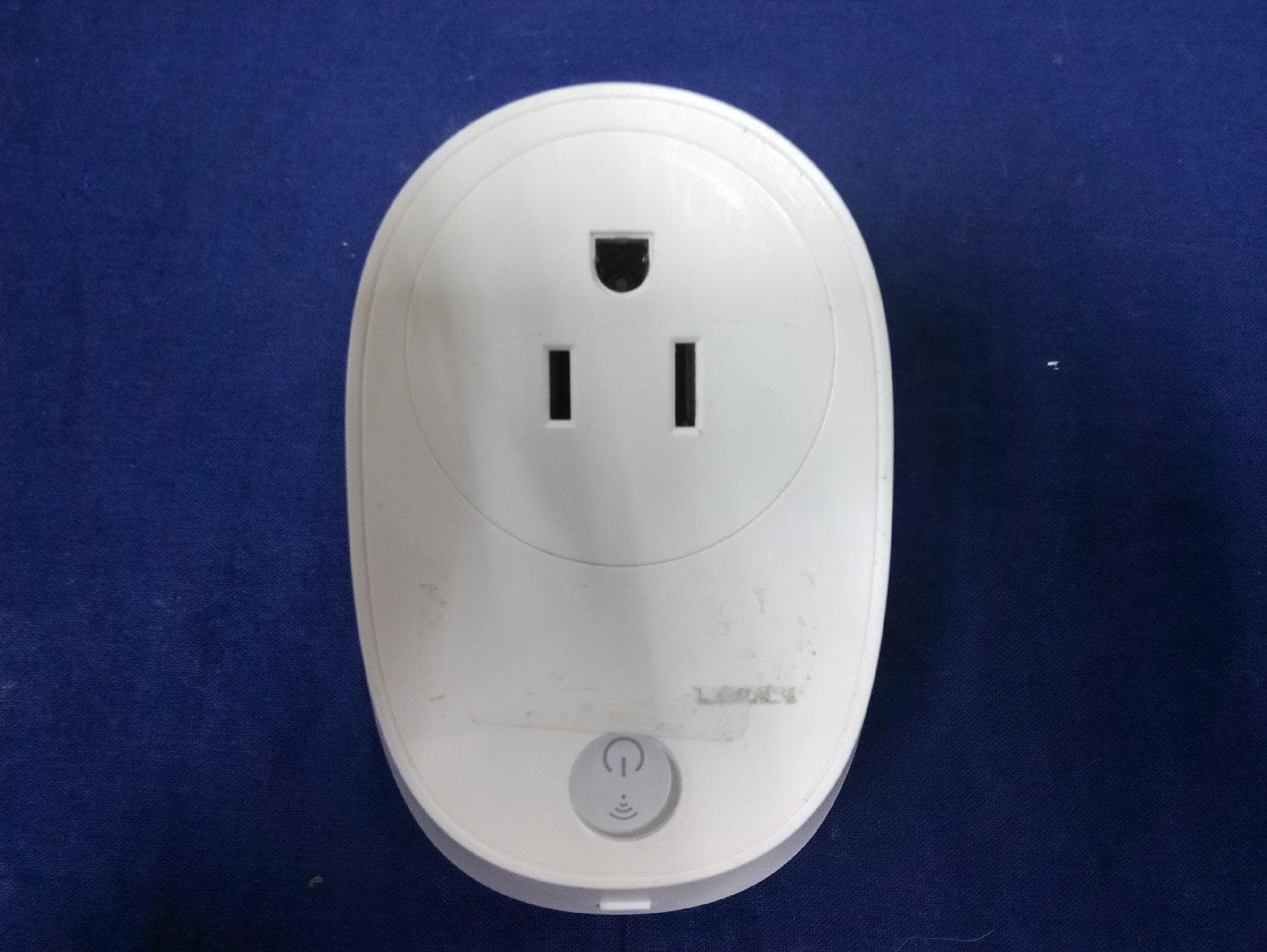 Wi-Fi Smart Plug With Energy Monitoring - FCC ID TE7HS110 - TP-Link Technologies Co., Ltd.